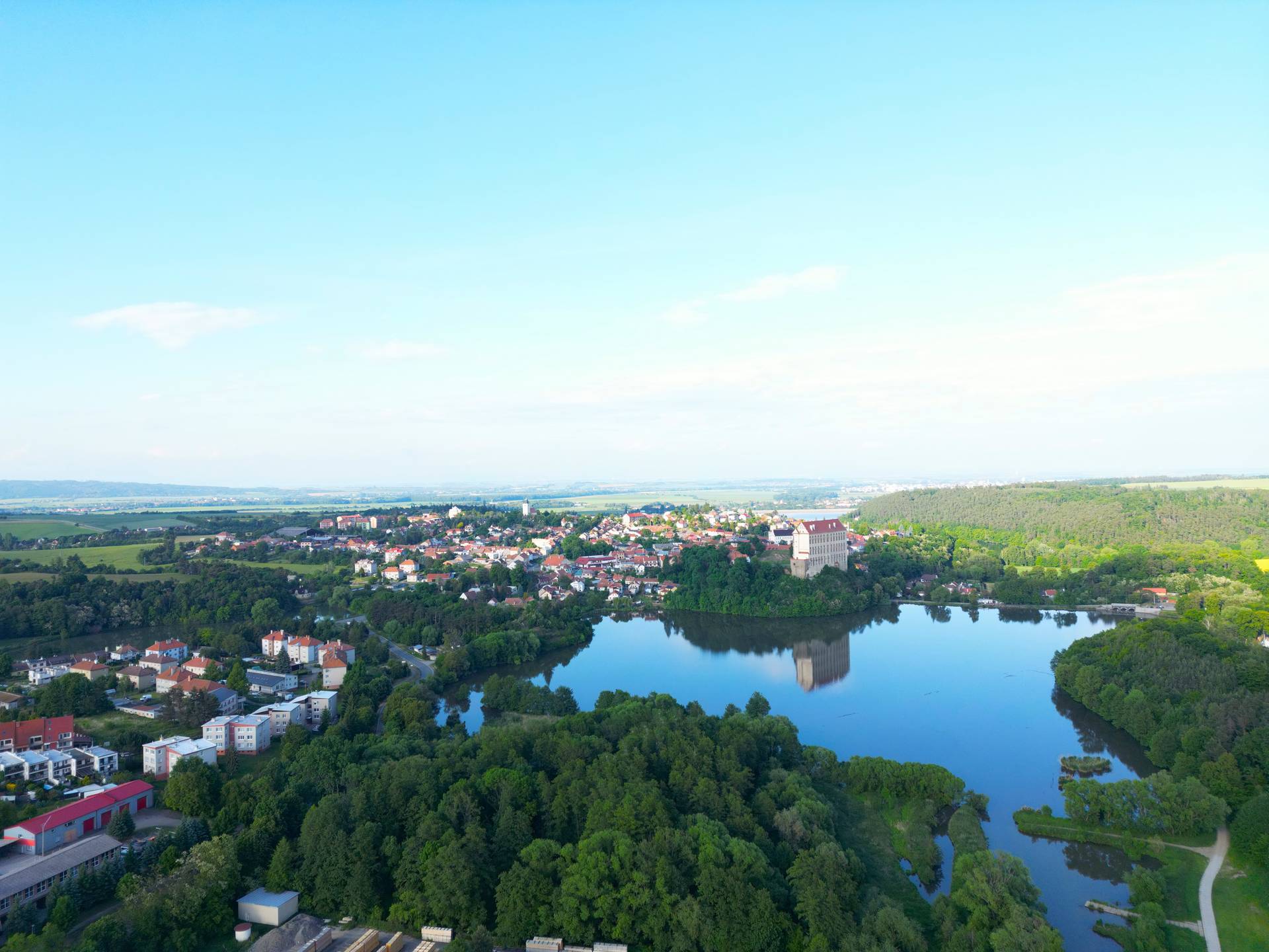 Podhradský rybník a Plumlovský zámek na dosah ruky